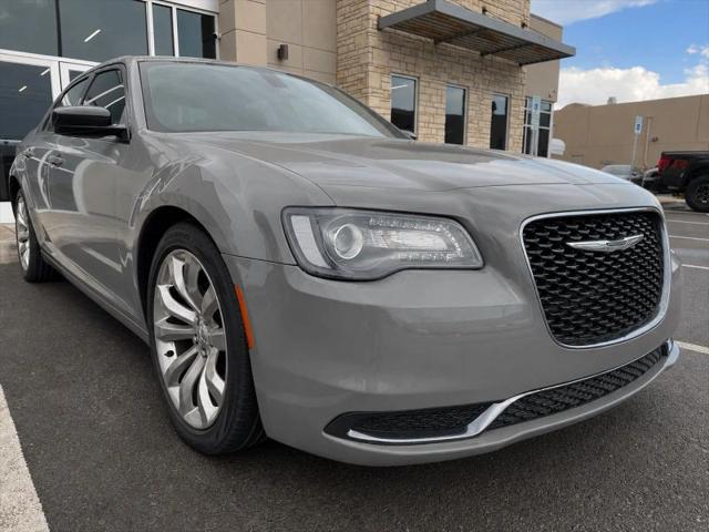2019 Chrysler 300 Touring