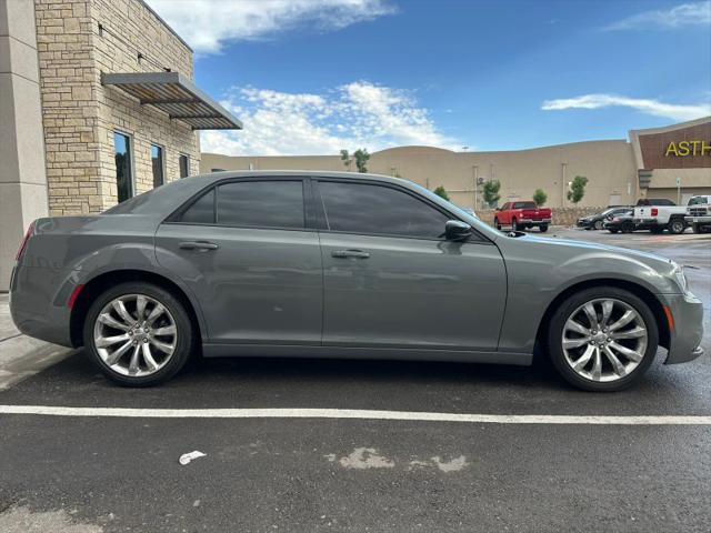 2019 Chrysler 300 Touring