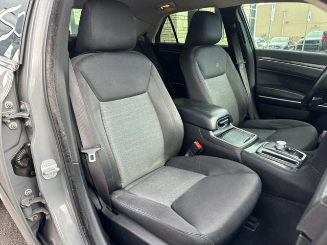 2019 Chrysler 300 Touring