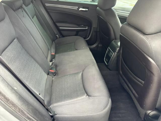 2019 Chrysler 300 Touring