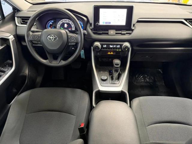 2023 Toyota RAV4 Hybrid LE