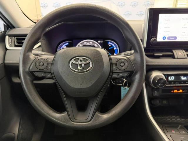 2023 Toyota RAV4 Hybrid LE