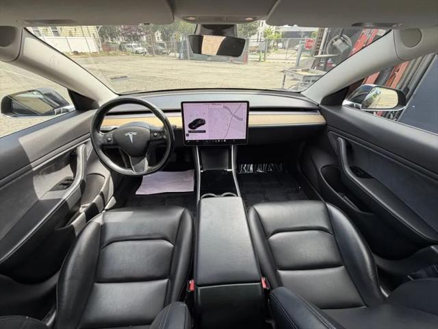 2019 Tesla Model 3 Mid Range