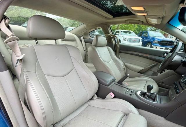 2012 INFINITI G37 Sport