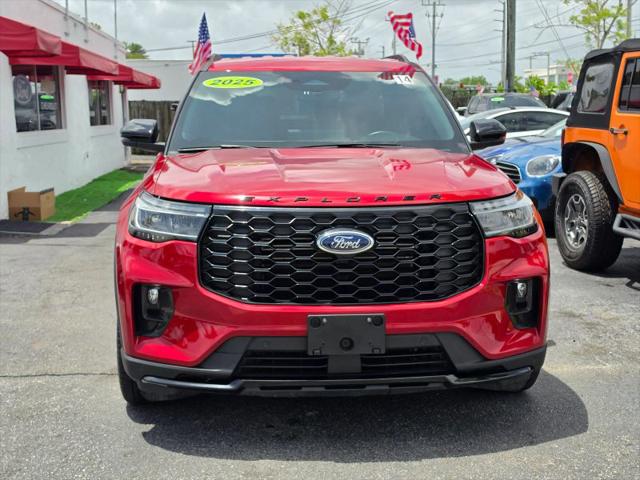 2025 Ford Explorer ST-Line