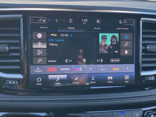 2027 Chrysler Pacifica Select