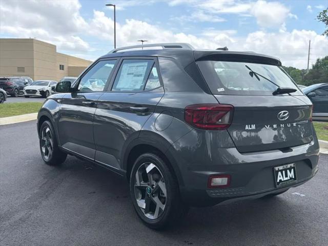2026 Hyundai Venue SEL w/Two-Tone Roof