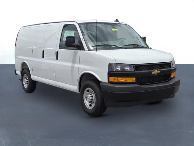 2026 Chevrolet Express Cargo Van 2500 Regular Wheelbase, WT, RWD