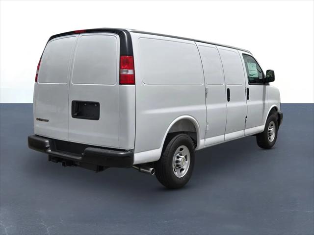 2026 Chevrolet Express Cargo Van 2500 Regular Wheelbase, WT, RWD