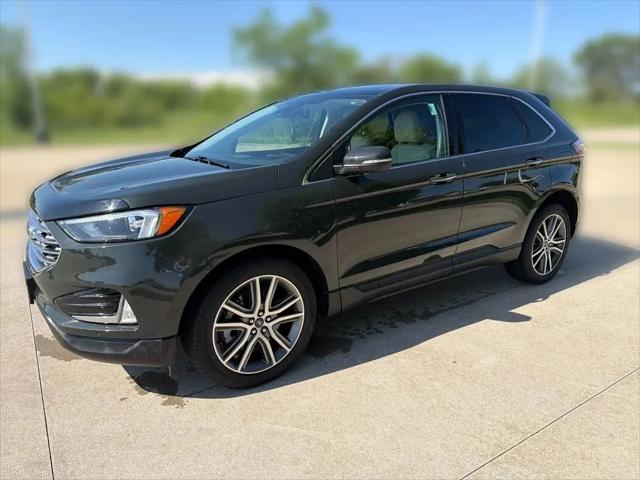 2022 Ford Edge Titanium