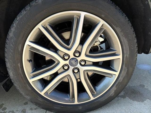 2022 Ford Edge Titanium