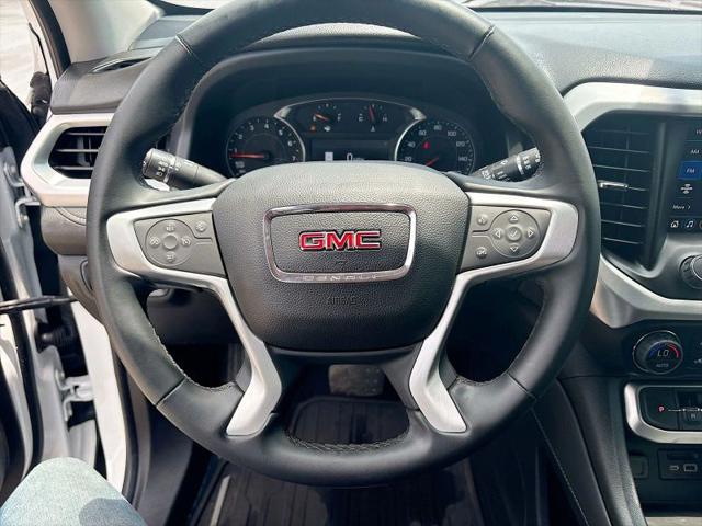2023 GMC Acadia AWD SLT
