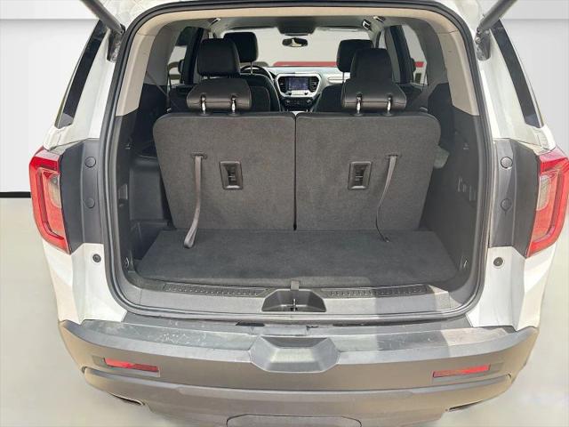 2023 GMC Acadia AWD SLT