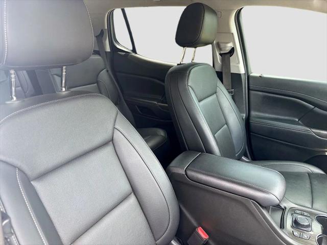 2023 GMC Acadia AWD SLT