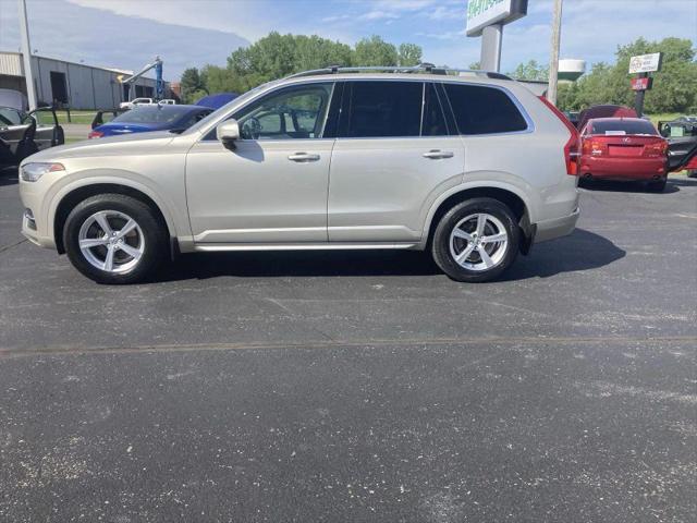2016 Volvo XC90 T5 Momentum