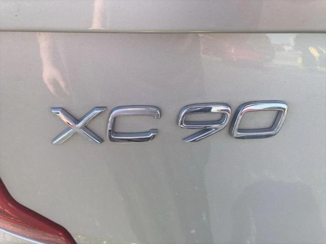 2016 Volvo XC90 T5 Momentum
