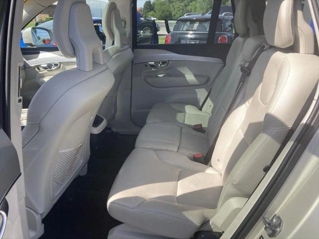 2016 Volvo XC90 T5 Momentum