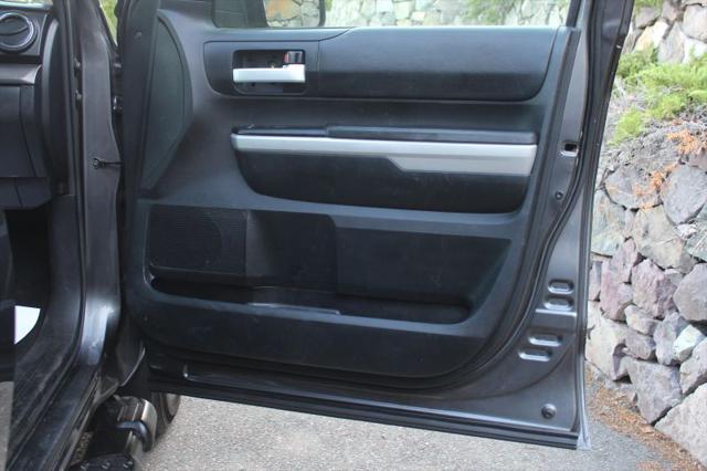 2018 Toyota Tundra SR5 4.6L V8