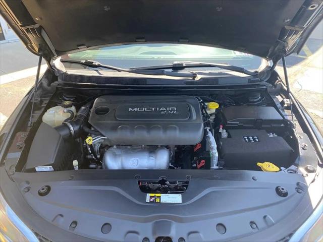 2015 Chrysler 200 C