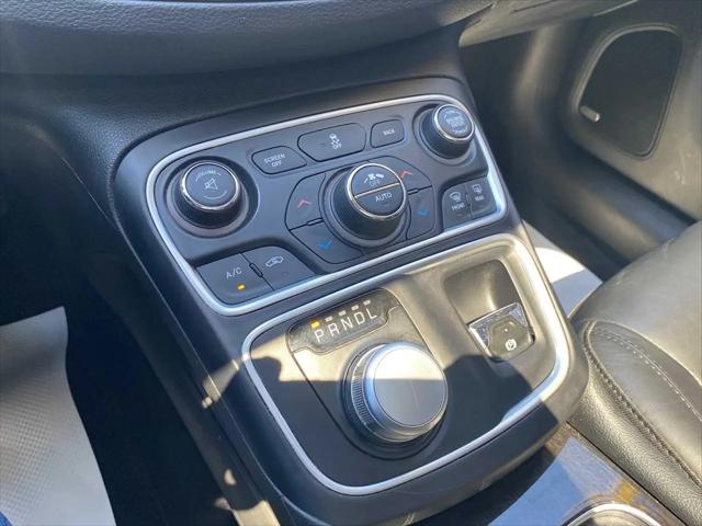 2015 Chrysler 200 C