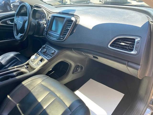 2015 Chrysler 200 C