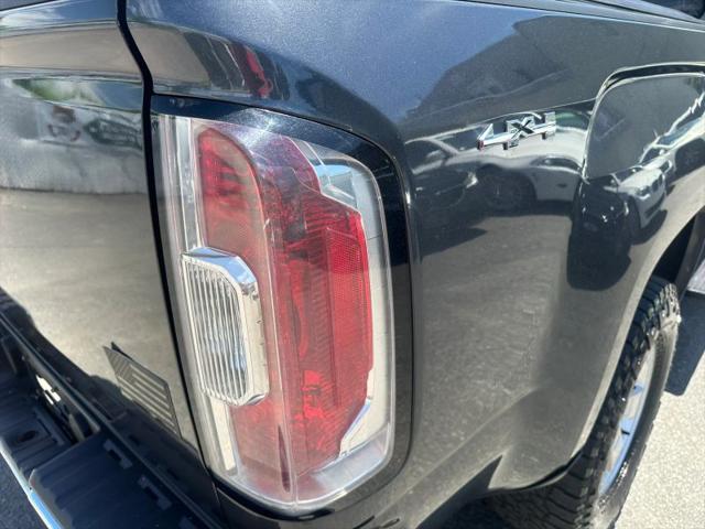 2016 GMC Canyon Base