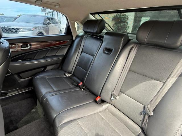 2016 Hyundai Equus Signature