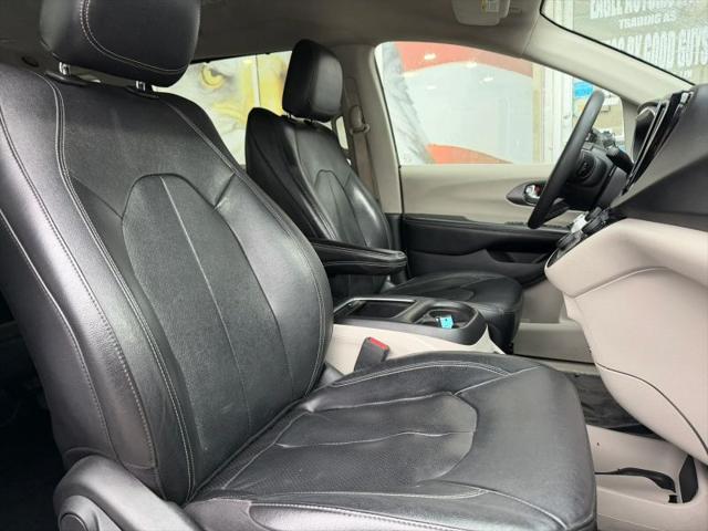 2022 Chrysler Pacifica Touring L