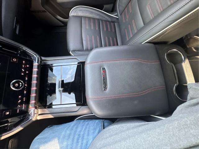 2025 GMC Yukon 4WD AT4 Ultimate