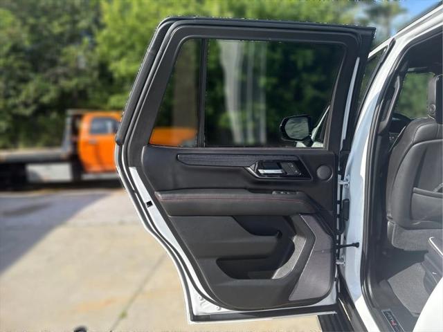 2025 GMC Yukon 4WD AT4 Ultimate