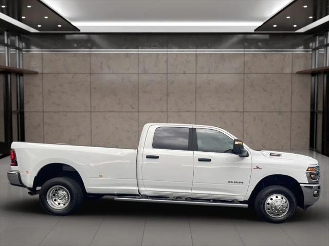 2025 Ram 3500 Big Horn Crew Cab 4x4 8' Box