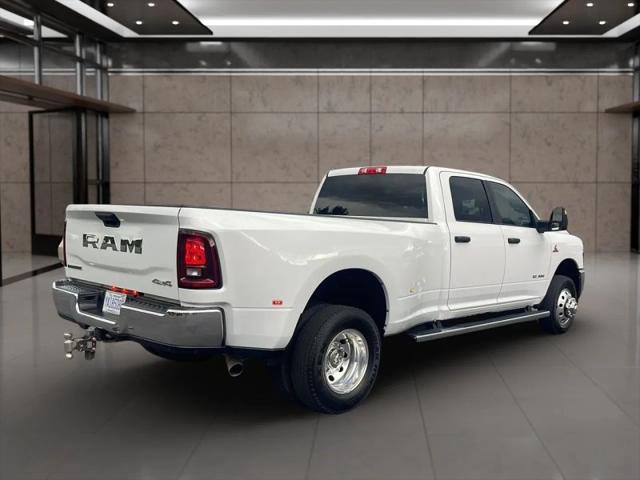 2025 Ram 3500 Big Horn Crew Cab 4x4 8' Box