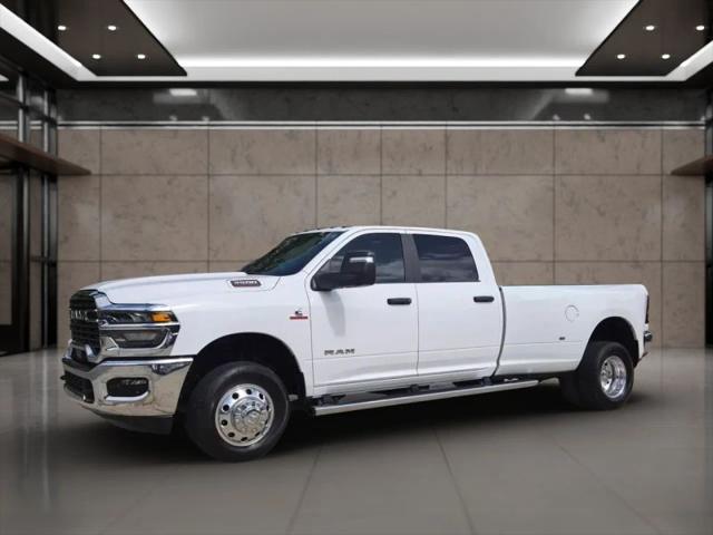 2025 Ram 3500 Big Horn Crew Cab 4x4 8' Box