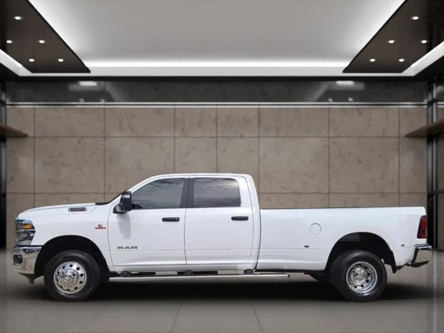2025 Ram 3500 Big Horn Crew Cab 4x4 8' Box