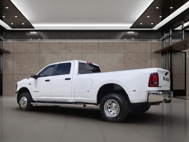 2025 Ram 3500 Big Horn Crew Cab 4x4 8' Box
