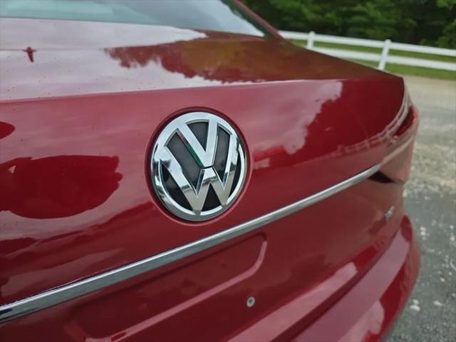 2018 Volkswagen Passat 2.0T SE
