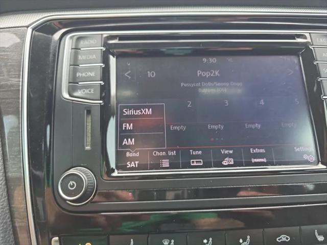 2018 Volkswagen Passat 2.0T SE