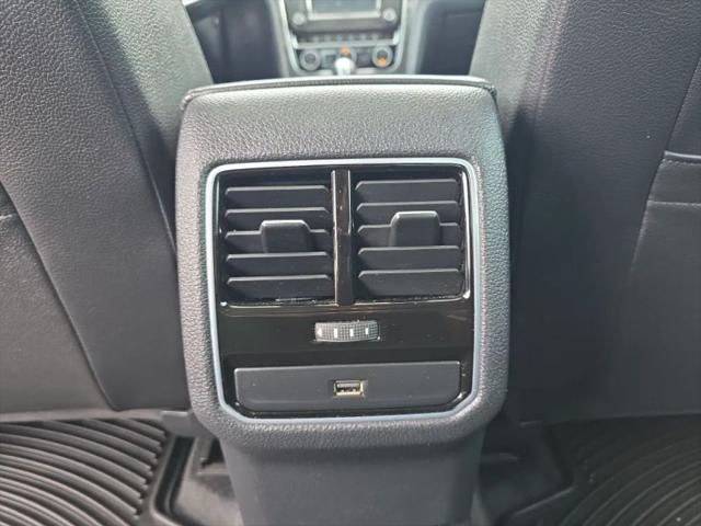 2018 Volkswagen Passat 2.0T SE