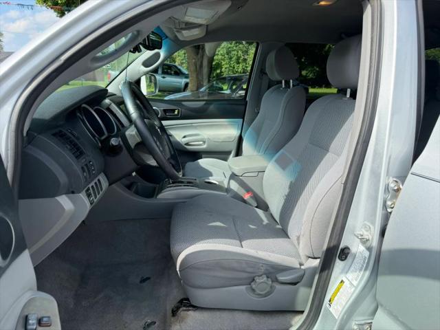 2006 Toyota Tacoma Base V6