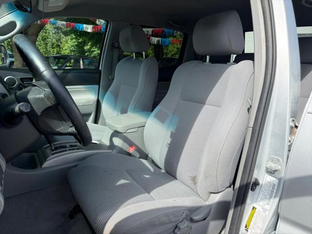 2006 Toyota Tacoma Base V6