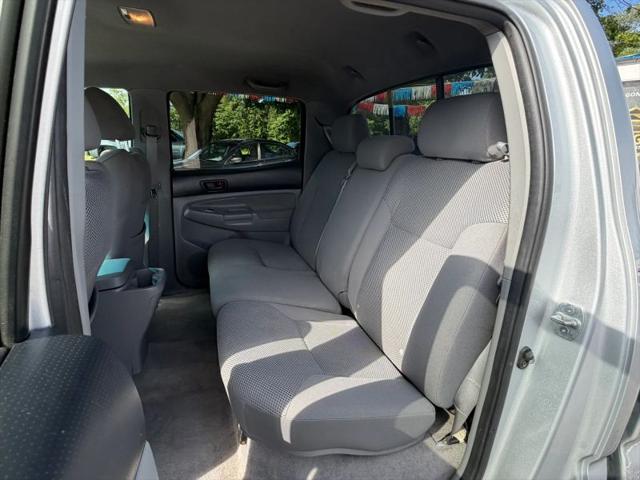 2006 Toyota Tacoma Base V6