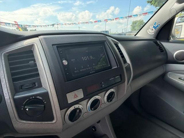 2006 Toyota Tacoma Base V6