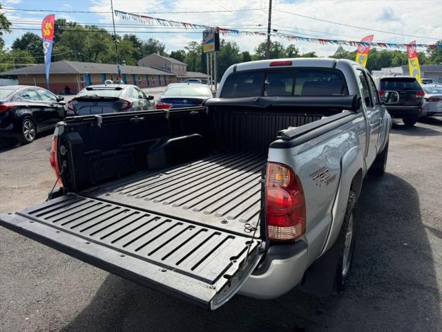 2006 Toyota Tacoma Base V6