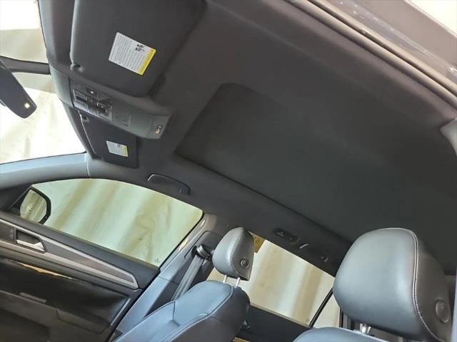 2020 Volkswagen Atlas Cross Sport 3.6L V6 SE w/Technology R-Line