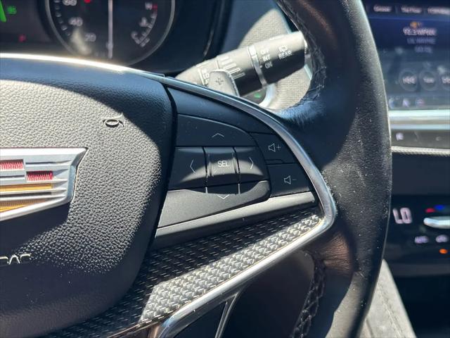 2023 Cadillac XT5 AWD Sport