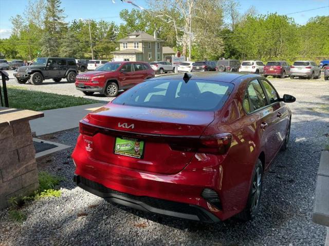 2023 Kia Forte LXS