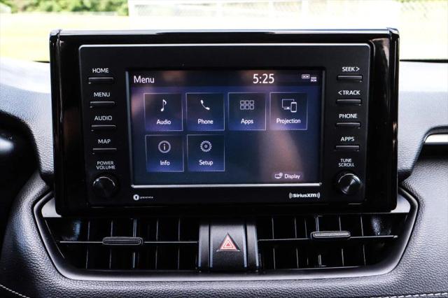 2022 Toyota RAV4 Hybrid LE