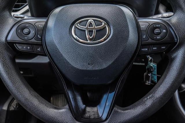 2022 Toyota RAV4 Hybrid LE