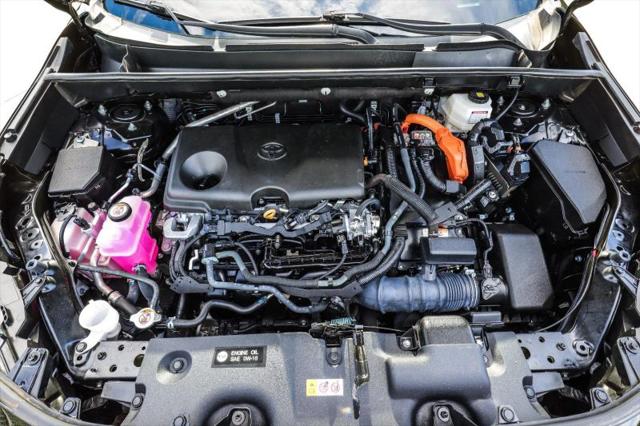 2022 Toyota RAV4 Hybrid LE