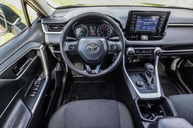 2022 Toyota RAV4 Hybrid LE